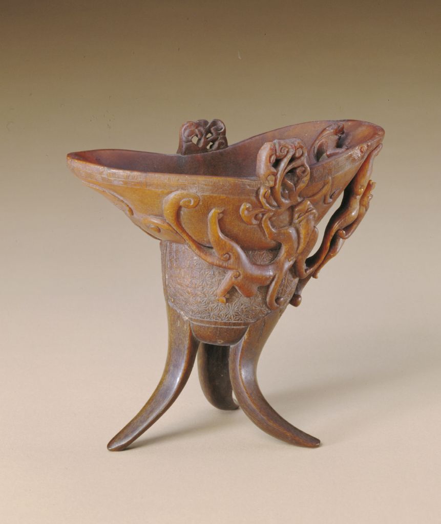 图片[1]-Rhinoceros horn carved dragon cup-China Archive